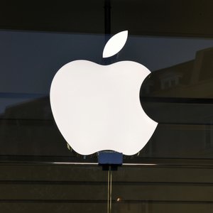 WikiLeaks Reveal CIA Capabilities to Break into Apple Products