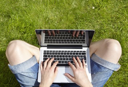 Netizens Running Out of Trust Ahead of Safer Internet Day