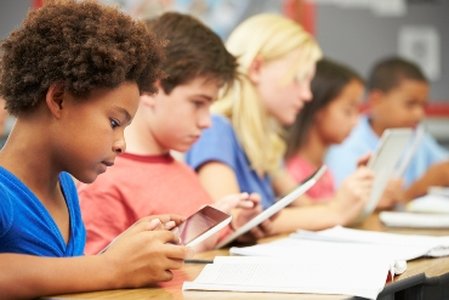 NSPCC: Online Child Abuse Up 24%, More Youngsters Using Apps & Webcams