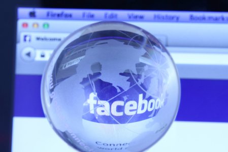 Naked Videos of Facebook Friends Turn Out to Be Trojans