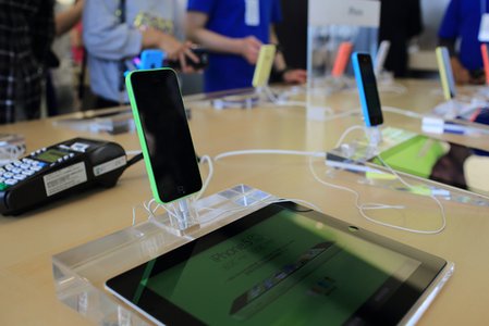 NSA Can Turn iPhones into Eavesdropping Equipment