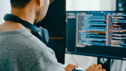 Malicious Ads Target Freelance Developers via GitHub