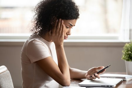 Over 80% of Brits Deluged with Scam Calls and Texts