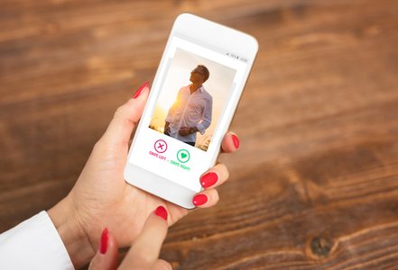 DNC Warns Staffers of Romance Scam