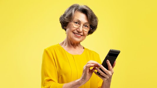 O2’s AI Granny Outsmarts Scam Callers with Knitting Tales