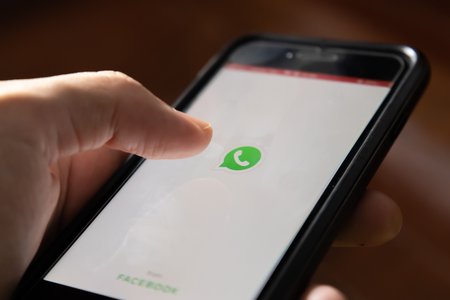 WhatsApp 'Voice Message' Is an Info-Stealing Phishing Attack