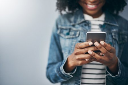 Yik Yak Returns