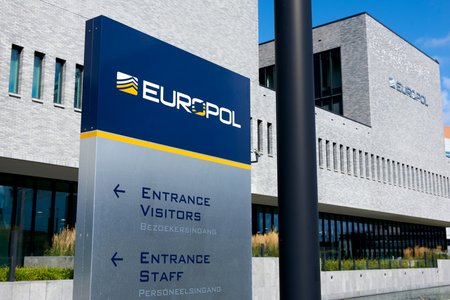 Euro Cops Dismantle Multimillion-Dollar Phishing Gang