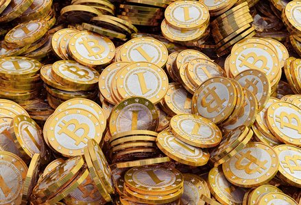 New Yorker Mugged of Bitcoins at Gunpoint