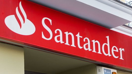 Santander Customer Data Compromised Following Third-Party Breach