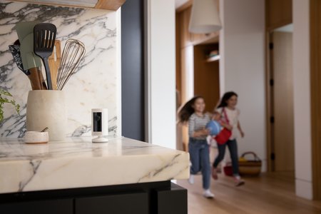 Bad Santa: Smart Home Hacker Taunts Terrified Child