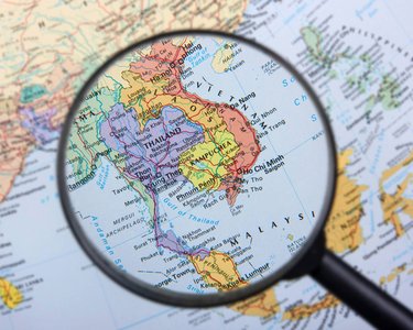 Bronze President Spies on Asia