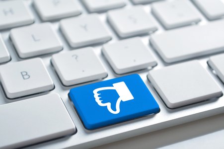 Facebook Seen as Riskiest Online Platform