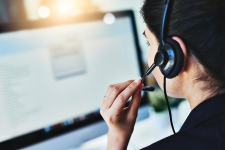 Indian Police Bust Illegal Call Center