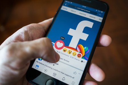 Facebook Improves Political Ad Transparency but Refuses Ban