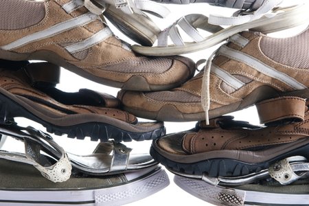 Breach at Zappos exposes data on 24 million customers