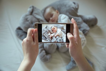 App Leaks Thousands of Baby Photos and Videos Online