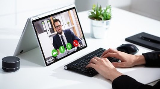 Zoom Signs-Up Ex-Facebook CSO as Google Bans Platform