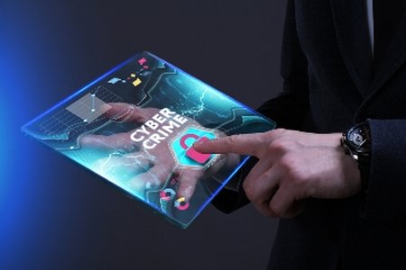 UK Cybercrime Falls but Attacks on Organizations Soar