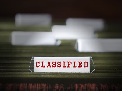 Pentagon CISO Suspected of Sharing Secrets