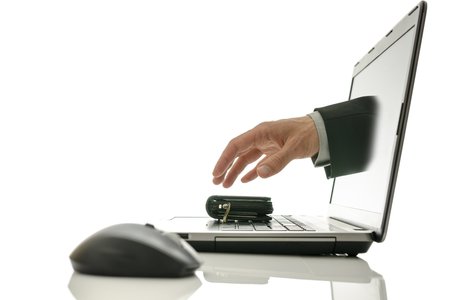 Online Scammers Drive UK Identity Fraud up 5%