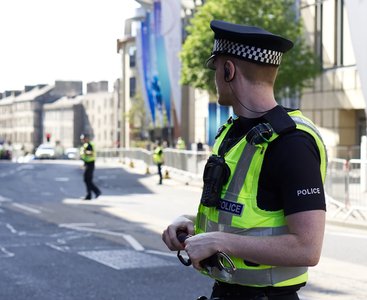 Scottish Police Deploy Tech That Extracts Data from Locked Smartphones