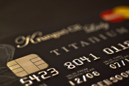 Mastercard's Biometric Card Promises "Apple Pay" Without the Phone