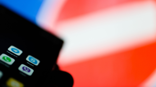 Russian Government Bans Foreign Messaging Apps