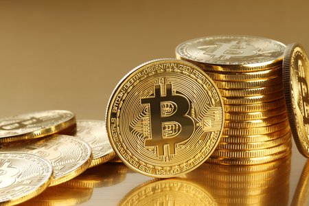 US Seizes $1bn from Silk Road Crypto Account