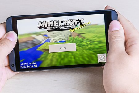 Fake Minecraft Mods in Google Play Rack Up Nearly a Million Downloads