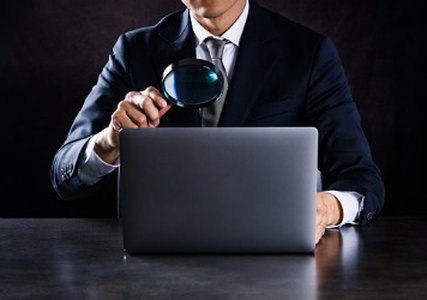 Security Analysts Disproportionate in their Investigation of Malware