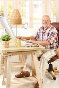 (ISC)² Foundation Adds Senior Safety to Cyber-Education Mix