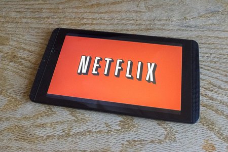 Fake Netflix App Relentlessly Spies on All Mobile Activity