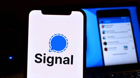 CISA Urges Encrypted Messaging After Salt Typhoon Hack