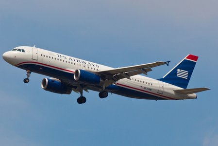 Blackhole-laden spam targets airline passengers