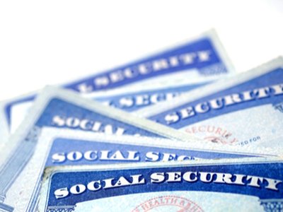 Consumers Fear Data Theft over Stolen Wallet, Car