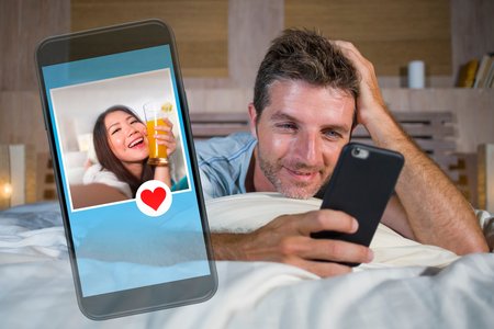 Security Experts Slam Group Hook-Up App