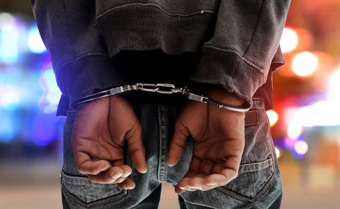Arizona Cops Arrest Fugitive in Police Data Bribery Case