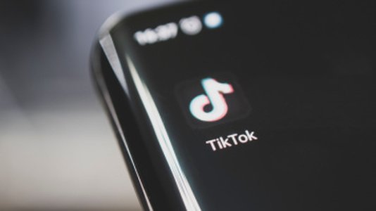 US Gov. Agencies Have 30 Days to Remove TikTok, Canada Follows Suit