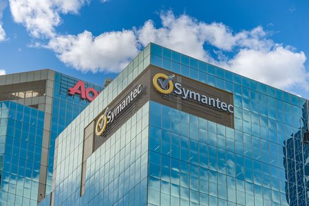 Proton Mac Malware Spreads via Fake Symantec Blog