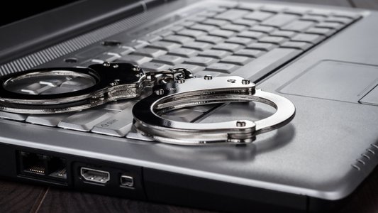 Man Arrested Over UK Railway Station Wi-Fi Hack