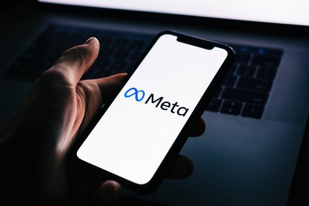 Meta Squeezes Russian State-Controlled Media Platforms