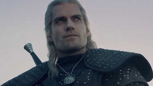 THE WITCHER Star Henry Cavill Corrects Talk Show Host Who Asks About His "World Of Warcraft" Models
