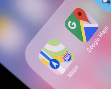 Apple and Google Turn Off Map Features to Help Ukraine
