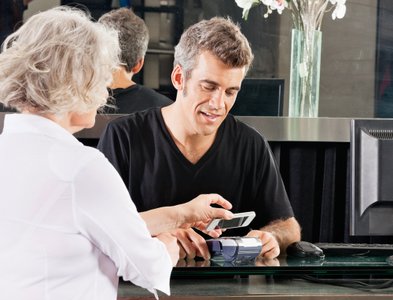 Contactless Payment Details Can Be Intercepted with Inexpensive Equipment