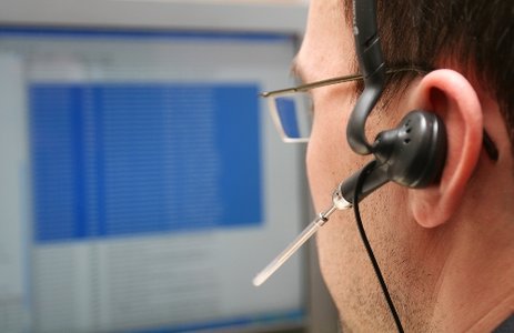 Rights Groups Petition DoJ and FCC on Police Stingrays