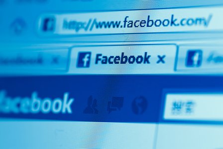 Facebook Hijacked to Spread Chrome, Firefox Browser Malware