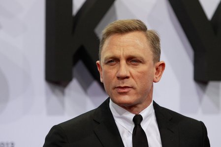 Scammers Capitalize on Release of New Bond Movie