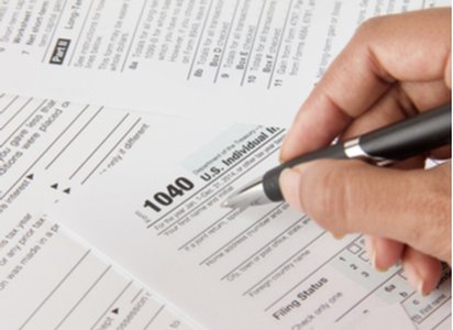 IRS Scams Balloon Ahead of US Tax Day