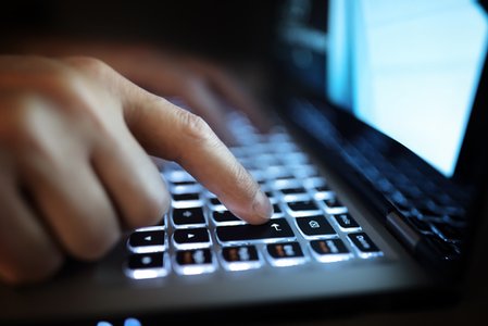 Forensics Expert Kept Murder Snaps on PC